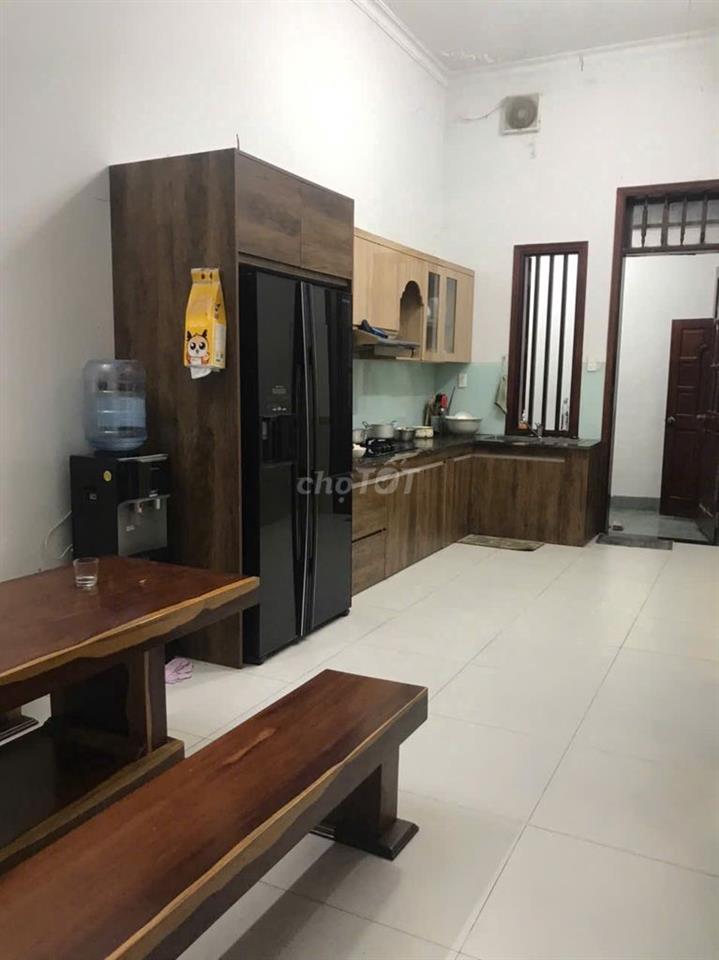 Bán nhà khu vực đầu hẻm lê hồng phong