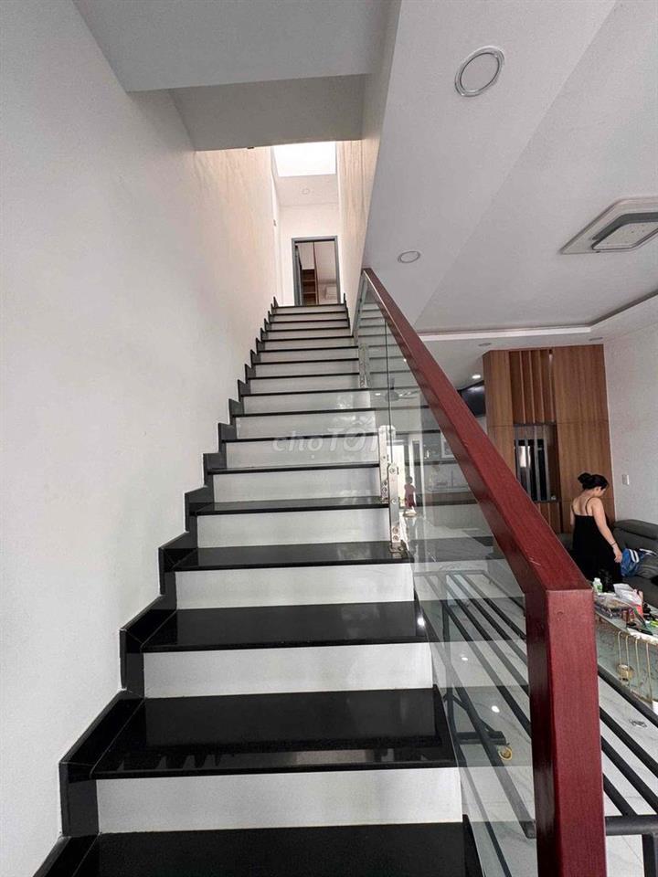 Chính chủ cần bán nhà khu nhà ở Phước Điền Citizen