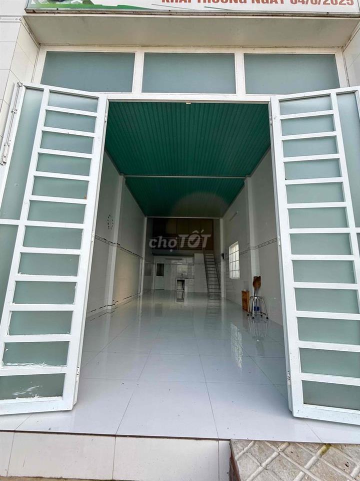 Nhà Nguyên căn, Trảng Bàng, kế khu Thương mại Mai Anh.(hướn