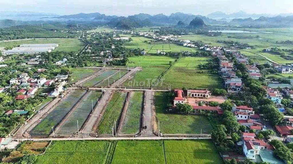 Đất Chính Chủ, Thạch Bình, Ninh Bình