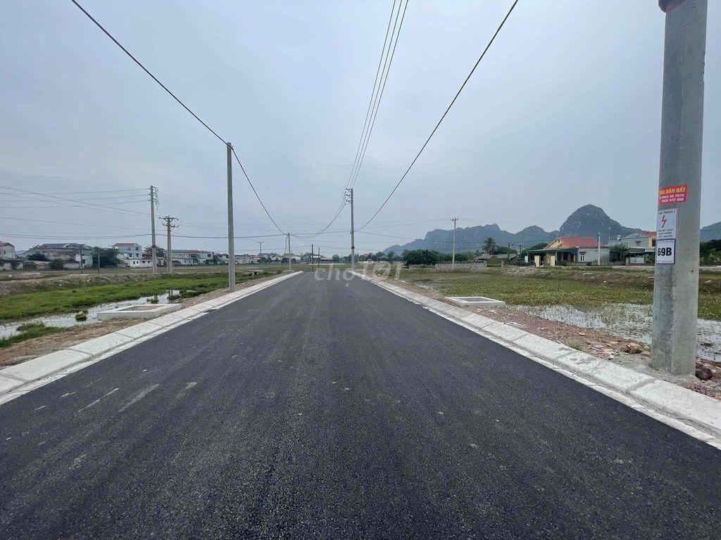 Đất Chính Chủ, Thạch Bình, Ninh Bình