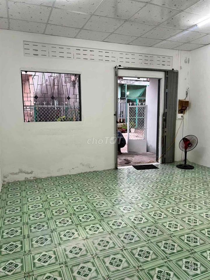 Cho thuê nhà nguyên căn : Mặt tiền đường hẻm xe 🚗 thẳng rộng , gần trư