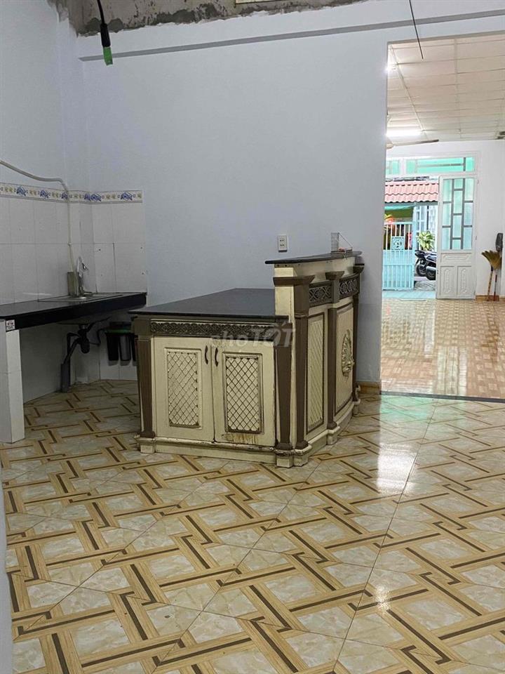 Nhà 4m x 40m , có lầu , hẻm xe hơi , gần chợ Phú Lạc , ĐT ***