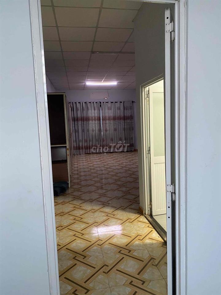 Nhà 4m x 40m , có lầu , hẻm xe hơi , gần chợ Phú Lạc , ĐT ***