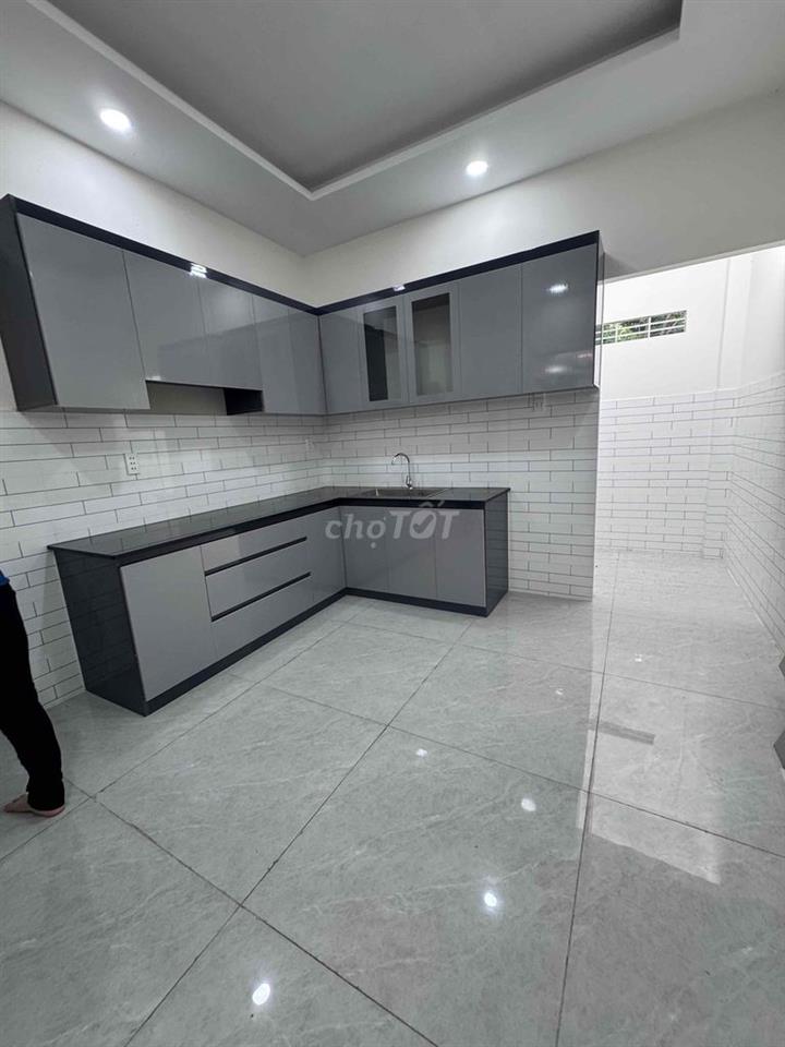 🏡 Cho thuê nhà 4x14m, 2PN, 2WC, nội thất đẹp – gần Chợ Bà Chiểu