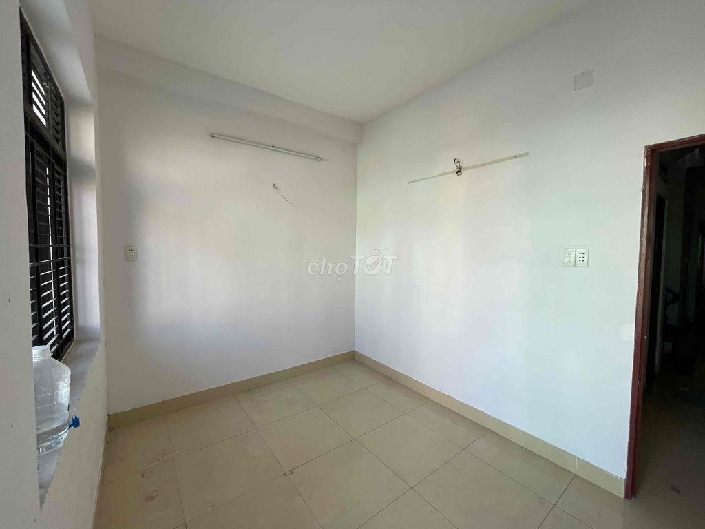 PHÒNG CHO THUÊ QUẬN 12 – FULL TIỆN NGHI 20m2 phòng 80m2 Bếp và Khách
