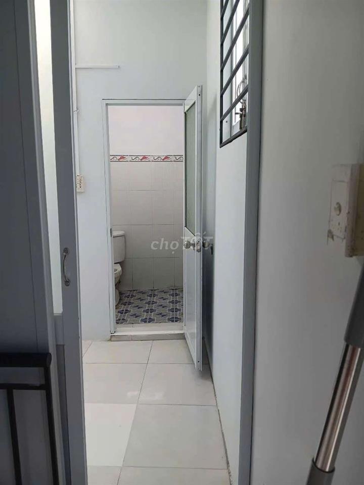Bán nhà giá rẻ quận 8 dọn vào ở ngay
