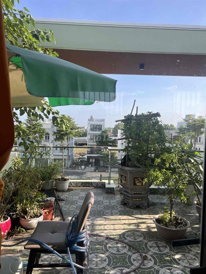 Cho thuê nhà nguyên căn giáp Bình Chánh