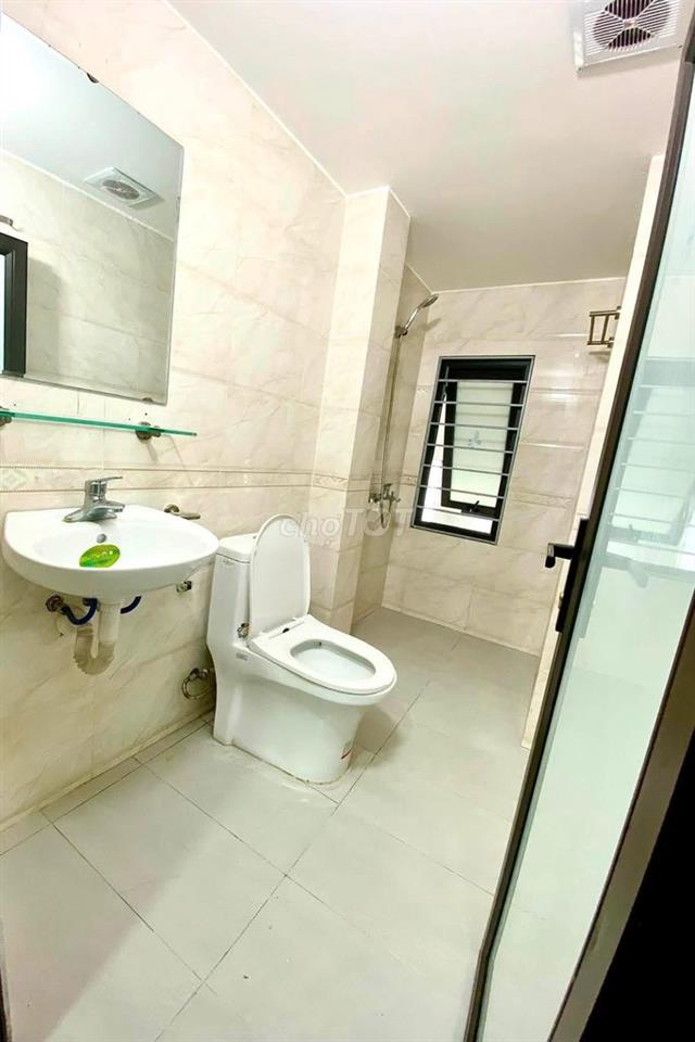 Phòng Cạnh Đại học Thuỷ Lợi, Ngân hàng ,...199 Khương thượng