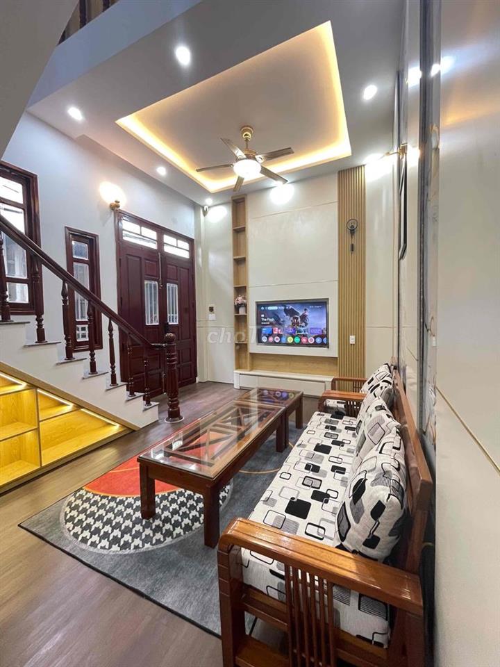 NHÀ MỚI 3PN gần biển gần cầu Rồng cho thuê