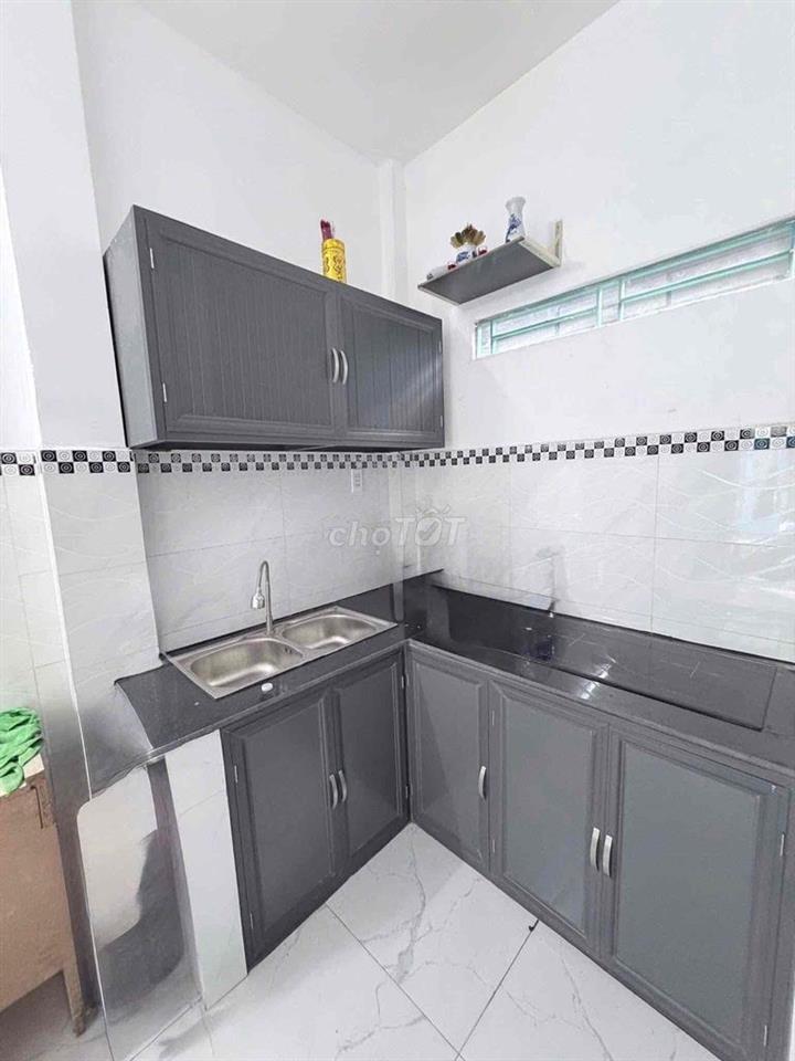 ccg bán nhanh nhà hẻm lê văn thọ sau căn mt.