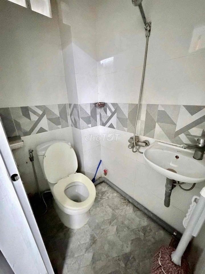ccg bán nhanh nhà hẻm lê văn thọ sau căn mt.