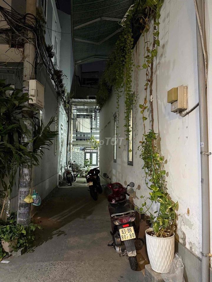 Bán nhà 4x10m Thống Nhất P10 Gò Vấp 2PN 3 mặt tiền