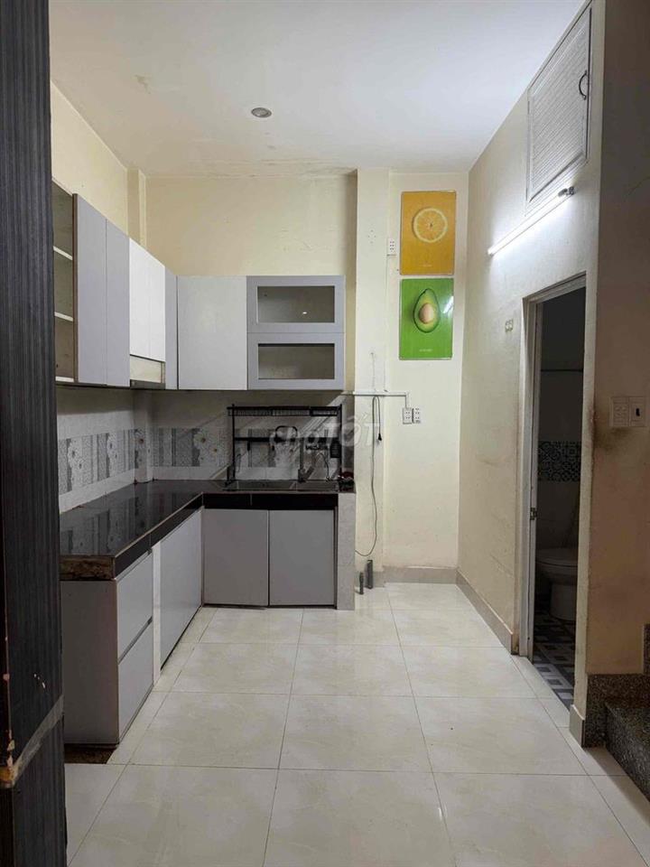 Bán nhà 4x10m Thống Nhất P10 Gò Vấp 2PN 3 mặt tiền