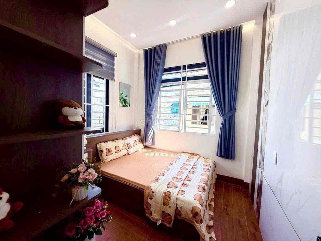 ccg bán nhanh nhà hxh bùi quang là p12 nhà trệt lầu