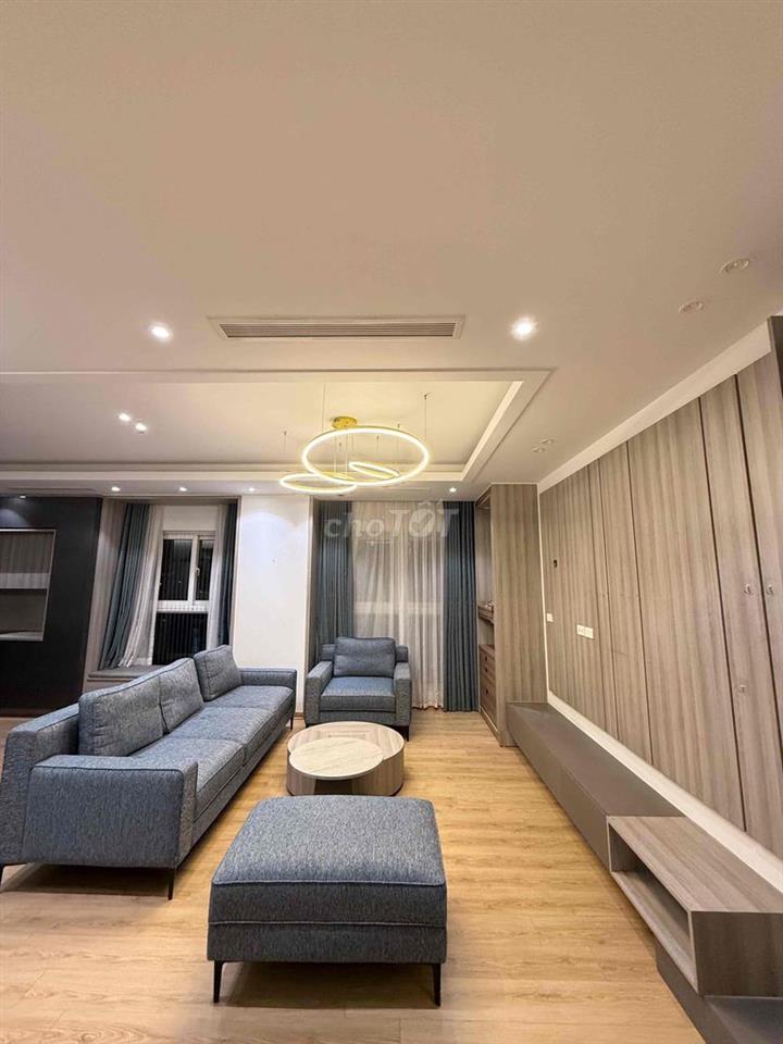 CHÍNH CHỦ CHO THUÊ CĂN LÔ GÓC VƯỜN ĐÀO 126M² – 3PN - XÁCH VALI Ở LUÔN.