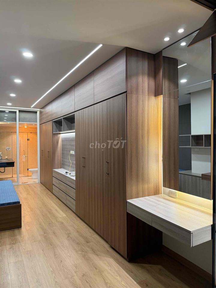 Chính chủ cho thuê căn LÔ GÓC - 3PN - 126m2 Chung cư Vườn Đào, Tây Hồ.