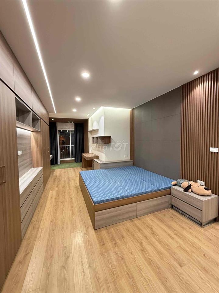 Chính chủ cho thuê căn LÔ GÓC - 3PN - 126m2 Chung cư Vườn Đào, Tây Hồ.