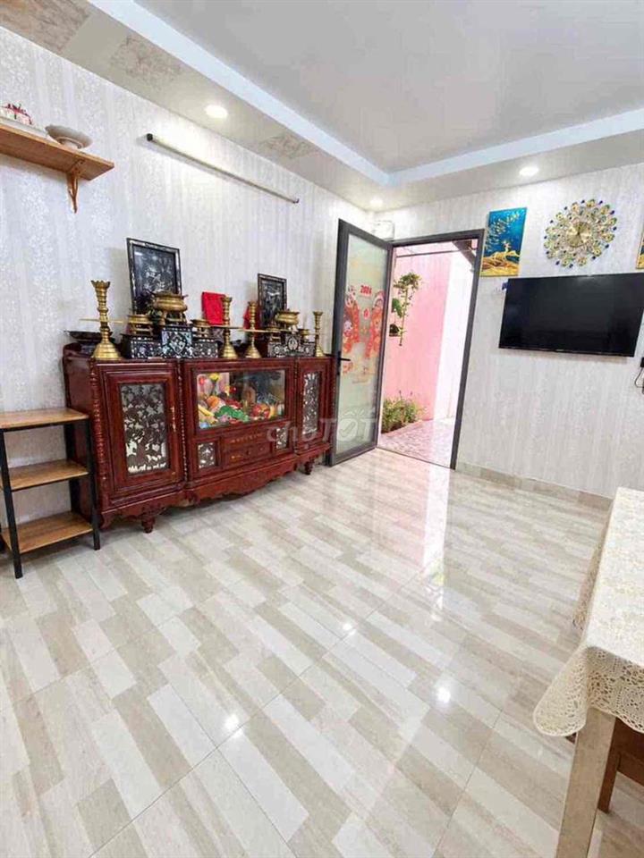 Phan Văn Trị 2.xT .Lô Góc Hẻm 3G .Nhà Mới Ở Luôn.           Ngay chợ c