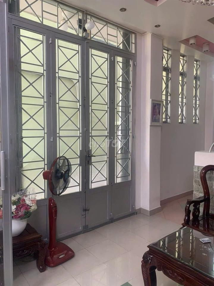 Cho thuê nhà Góc 2MT Lý Thánh Tông. DT: 4 x 16 - 4 Tầng. Giá: 18 Triệu