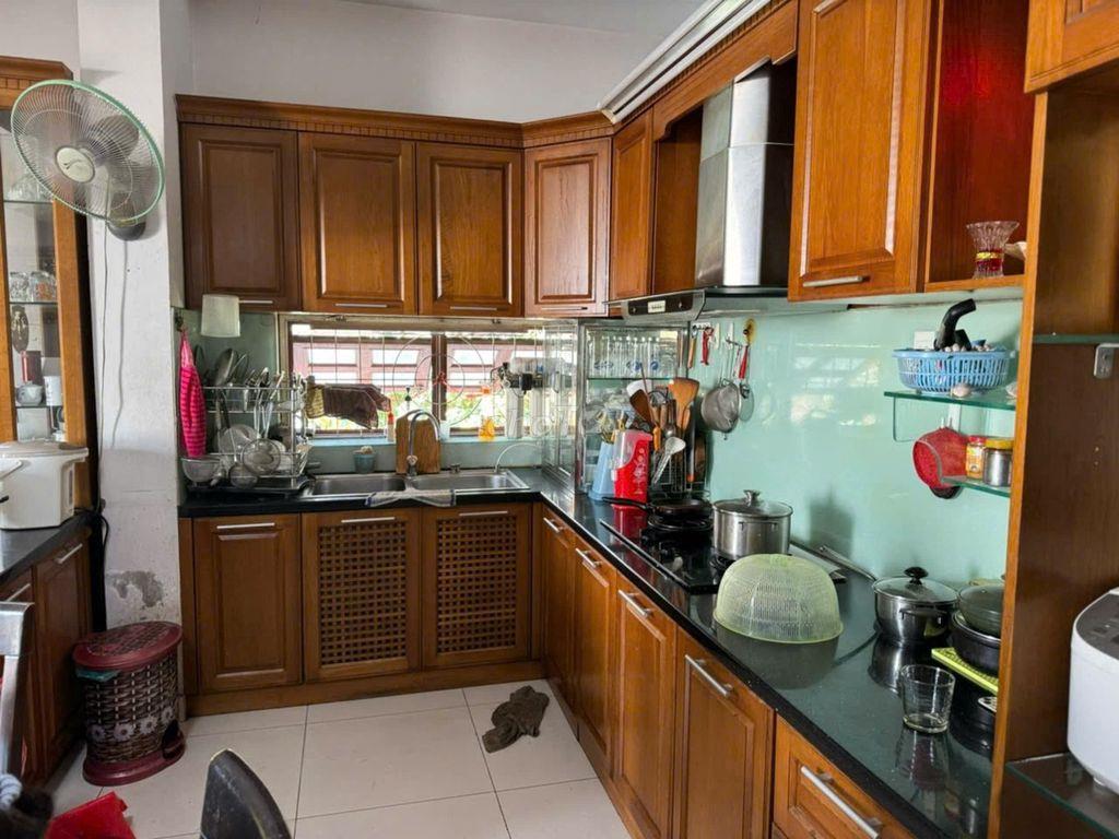 Cho thuê nhà Góc 2MT Lý Thánh Tông. DT: 4 x 16 - 4 Tầng. Giá: 18 Triệu