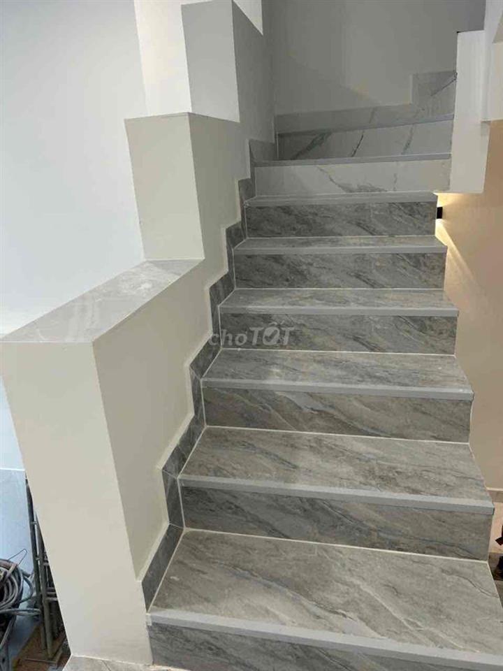 Căn hộ đường Hậu Giang mới xây, full nội thất, sát chợ. 4.8 Triệu