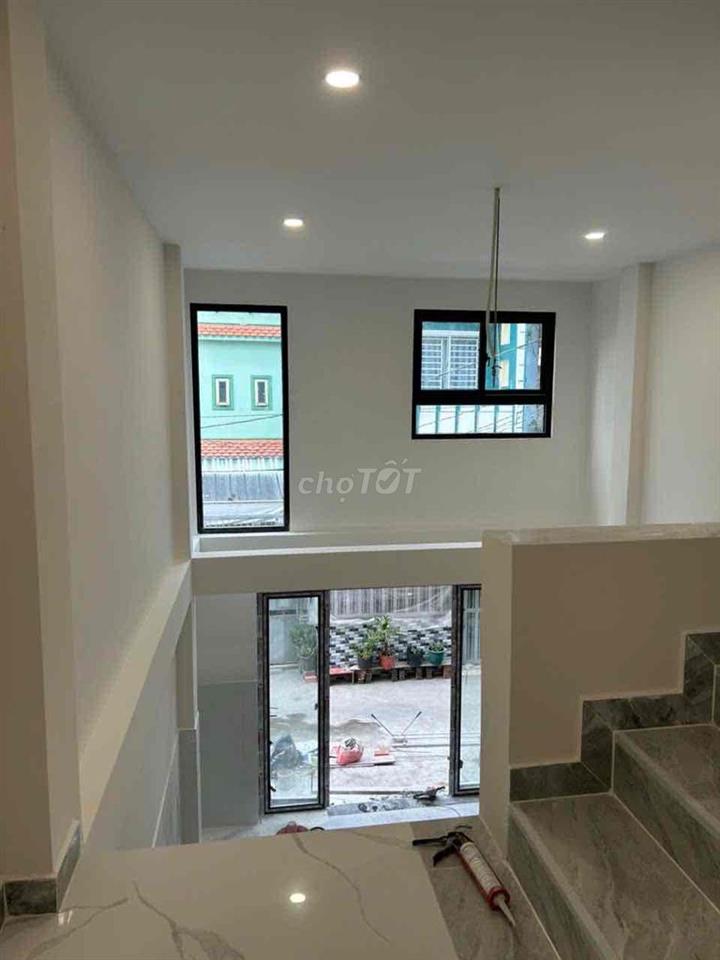 Căn hộ đường Hậu Giang mới xây, full nội thất, sát chợ. 4.8 Triệu
