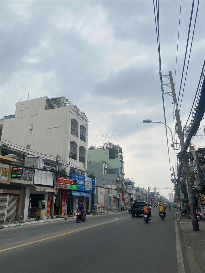 Cho thuê nhà 2 Tầng MTKD Hậu Giang, DT: 3.5 x 14 (45m2). Giá 18 Triệu
