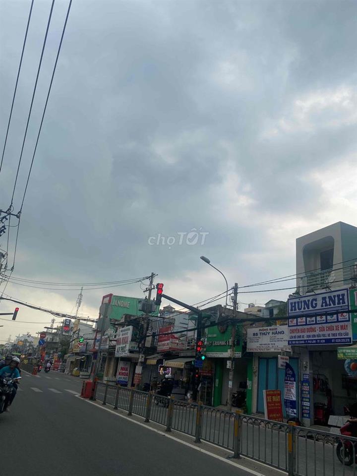Cho thuê nhà 2 Tầng MTKD Hậu Giang, DT: 3.5 x 14 (45m2). Giá 18 Triệu
