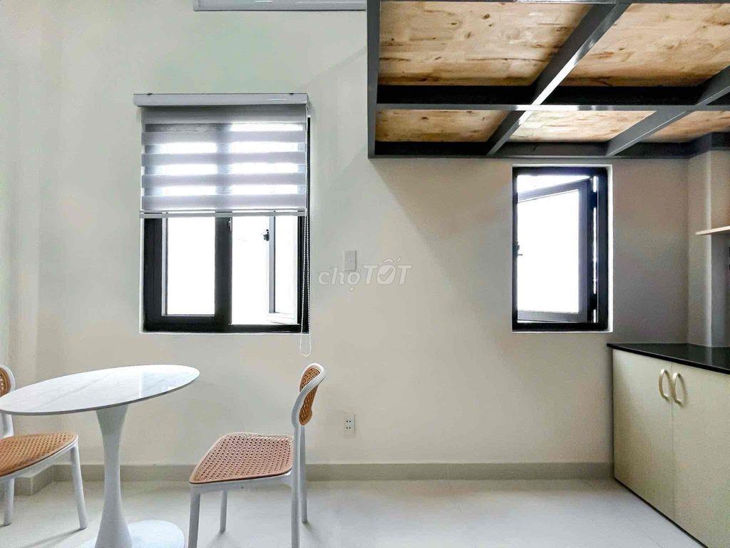DUPLEX FULL NỘI THẤT, NHIỀU CỬA SỔ THOÁNG MÁT NGAY TRUNG TÂM QUẬN 7