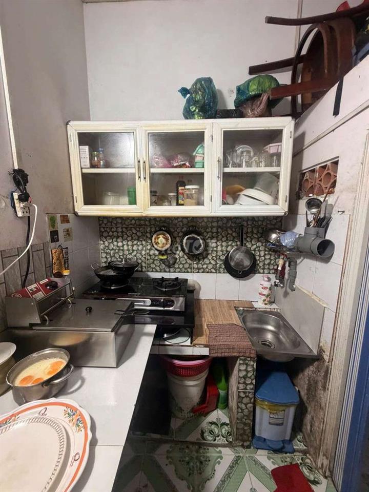 Nhà Đường số 4 p16 đt 3x7m 1 lầu sổ riêng hoàn công đủ