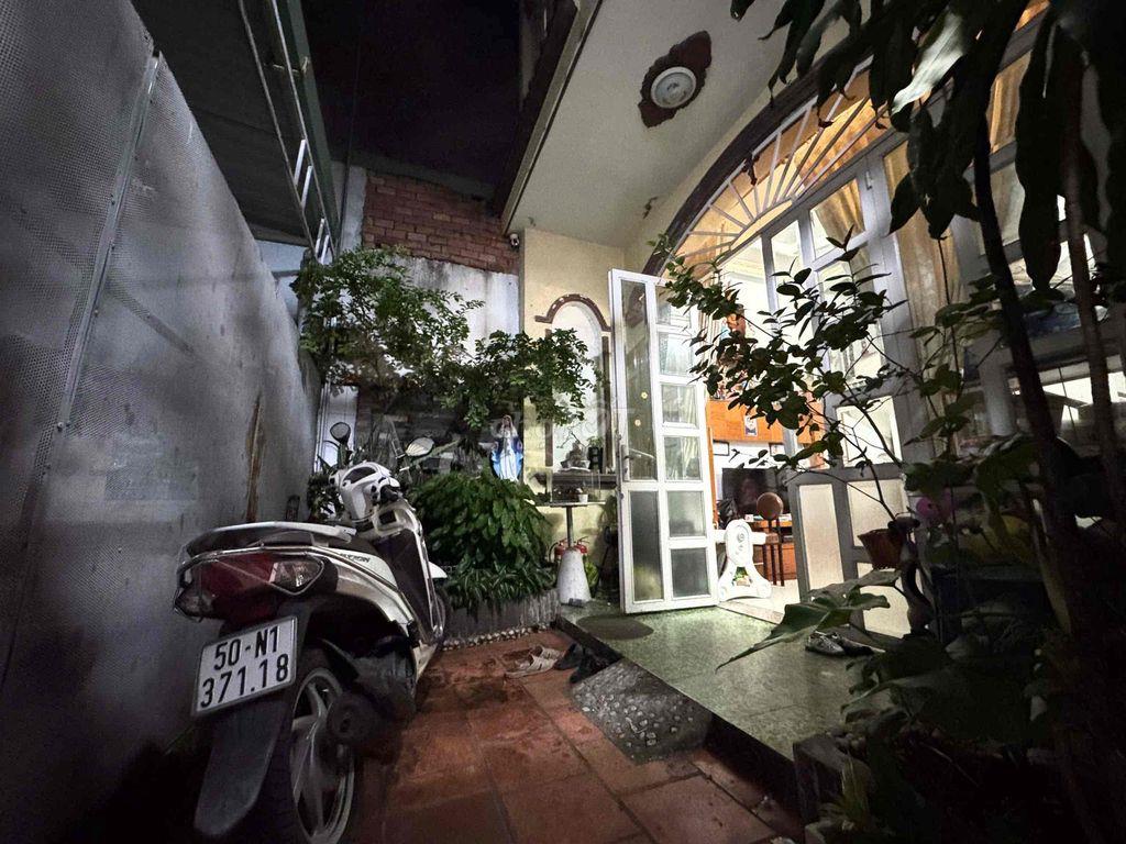 nhà cần bán hẻm ba gác quận gò vấp