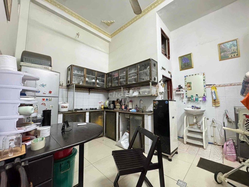 nhà cần bán hẻm ba gác quận gò vấp
