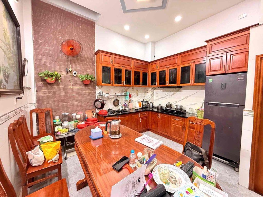 GIẢM MẠNH 200 TRIỆU – HẺM XE TẢI  NHÀ PHỐ TRUNG MỸ TÂY, SỔ HỒNG RIÊNG