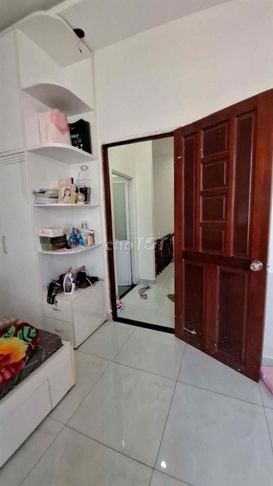 Vila Hóc Môn, xe hơi ngủ trong nhà, ngang 5,6m, 4.85tỷ
