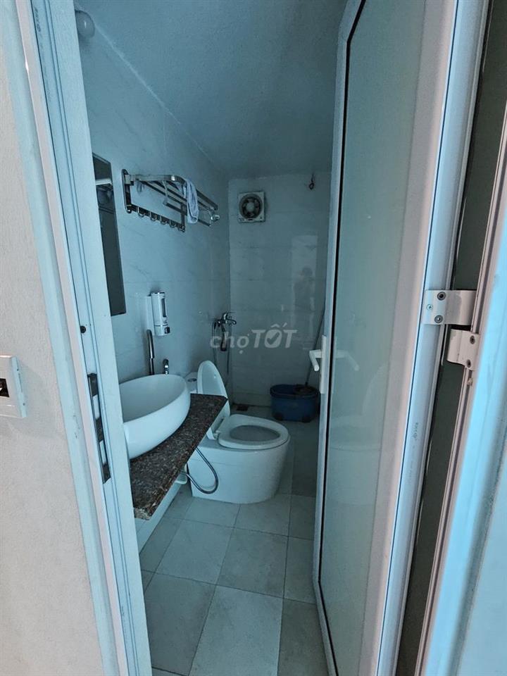 Cho thuê phòng 45m² gồm 1 ngủ, 1 vệ sinh khép kính, 1 khách+bếp
