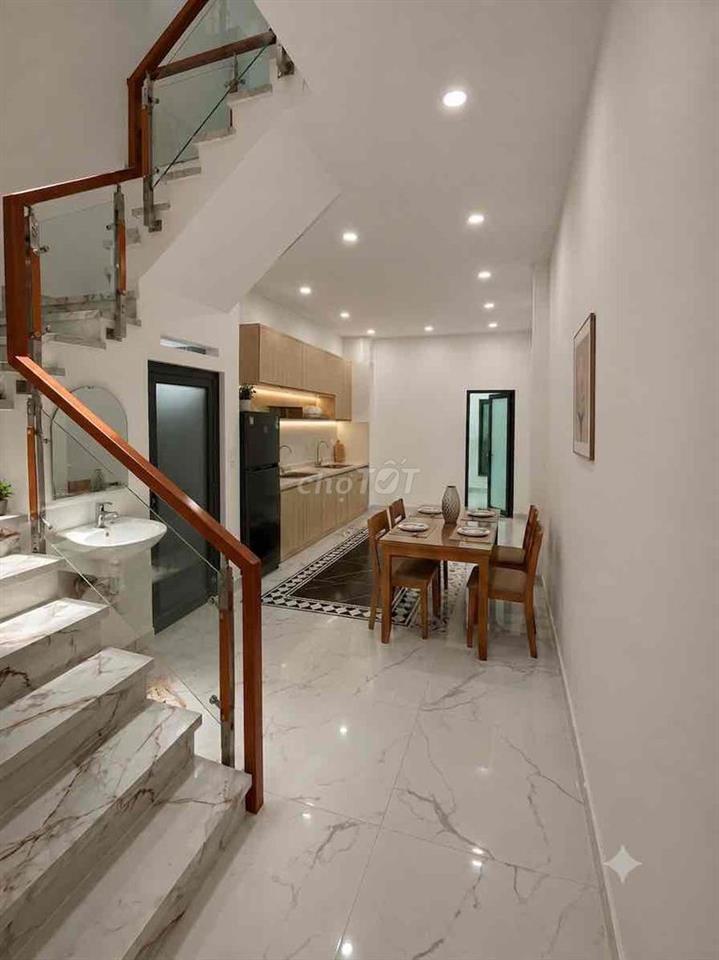 Nhà 3 tầng mới xây hẻm 20/13 mã lò