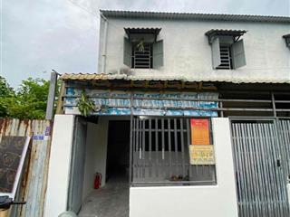 Nhà nguyên căn 1 trệt 1 lầu