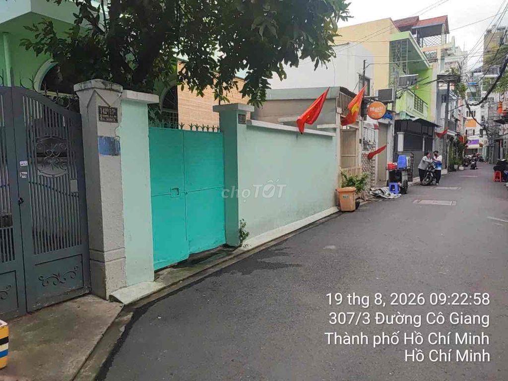 Nhà cũ, diện tích to cần bán