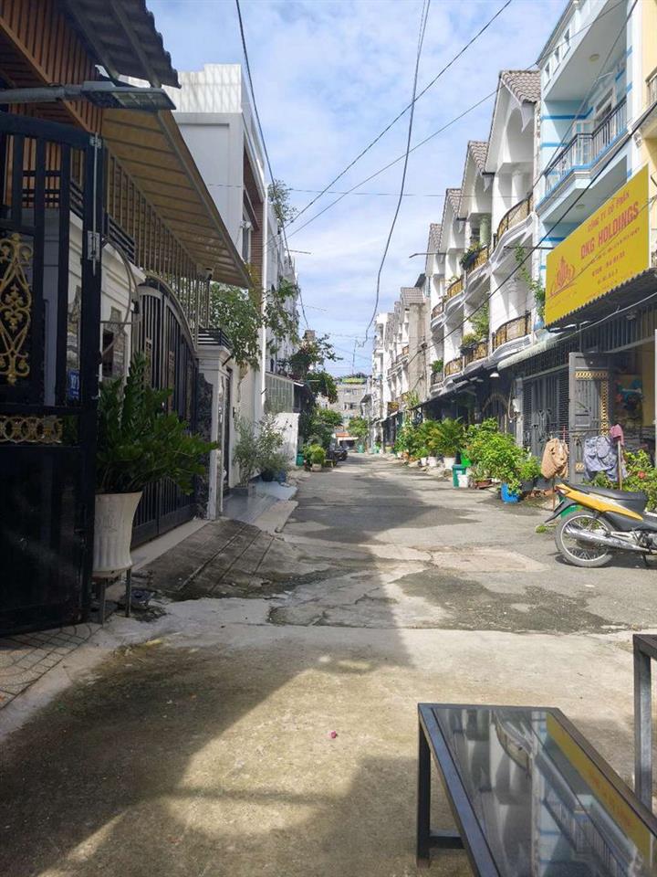 Bán nhà phố