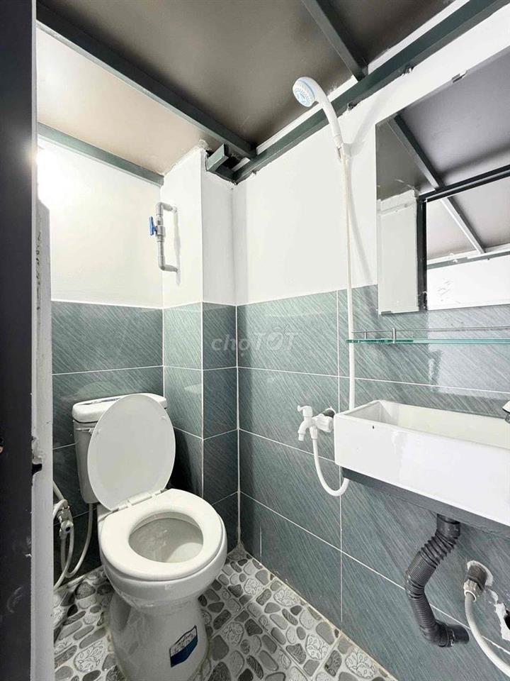 Phòng Mới Xây 3tr - 3tr5 (Ban Công Thoáng) 667 Nguyễn Văn Quá, Đông Hư