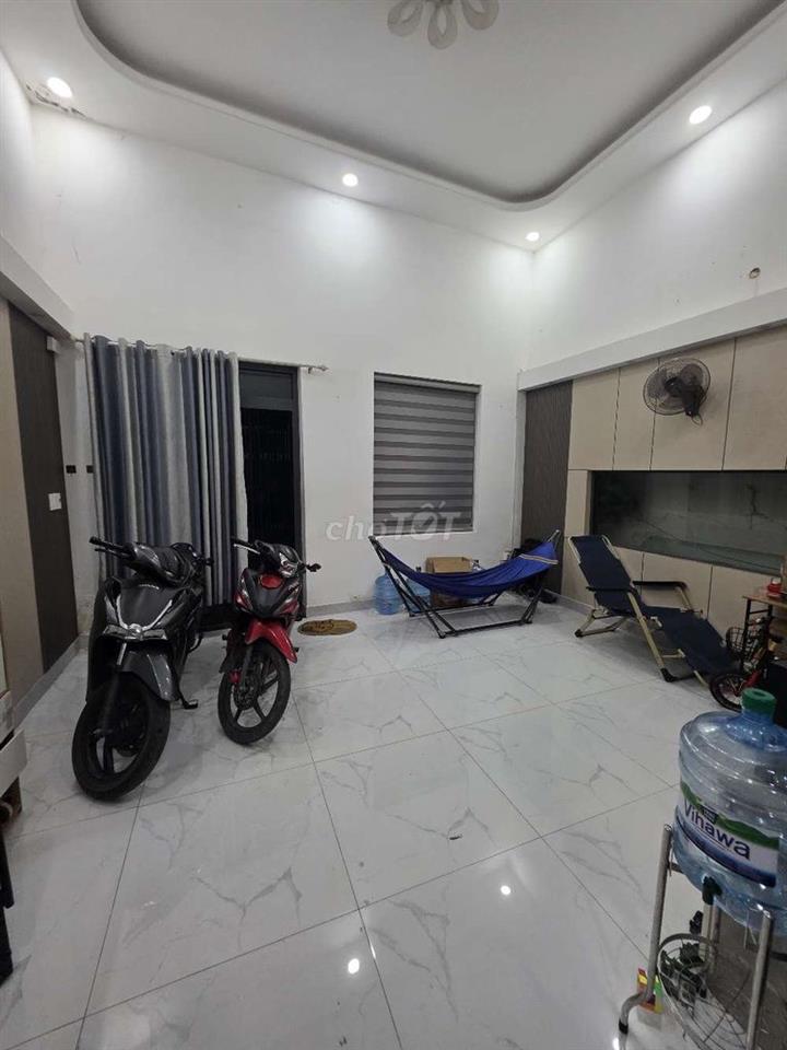 Cần cho thuê nhà mới đẹp, 3pn 2wc quận 12