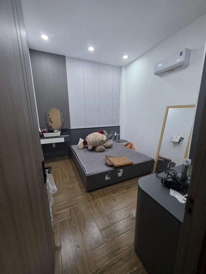 Cần cho thuê nhà mới đẹp, 3pn 2wc quận 12