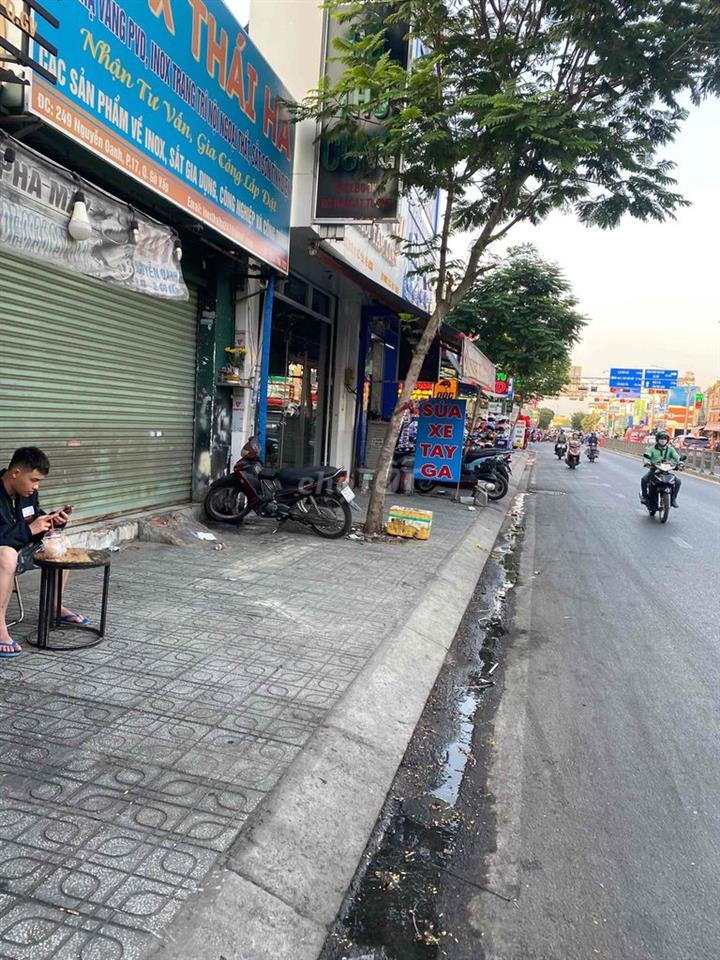 Mặt bằng cho thuê