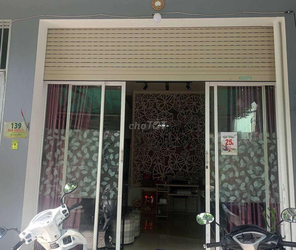 Khu vực trung tâm hòa cường