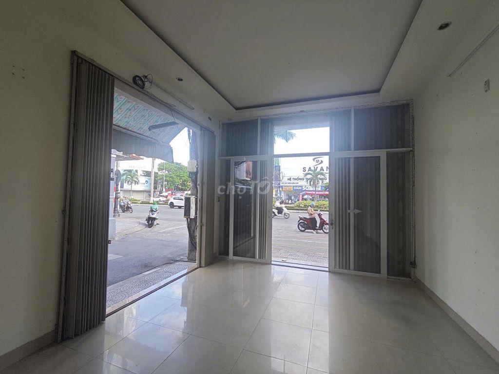 Cho thuê mặt bằng 220 Điện Biên phủ