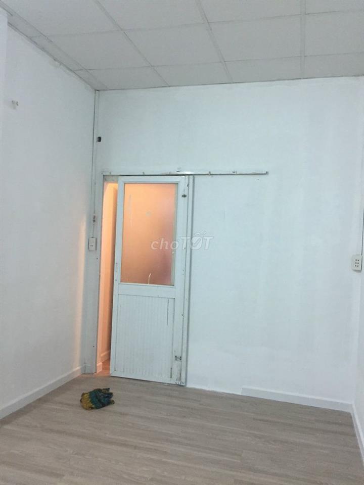 Cho thuê phòng trọ 20m2 - đường XVNT, phường Thạnh Mỹ Tây  tp HCM