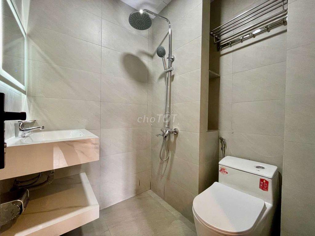 NHÀ MỚI XÂYYYY GIÁ ƯU ĐÃI NGAY UTH - FTU - UEF