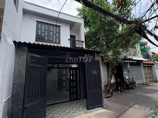 Nhà mặt tiền Đs2 p16 dt 5x16m 1 lầu 3pn buôn bán kinh doanh tốt