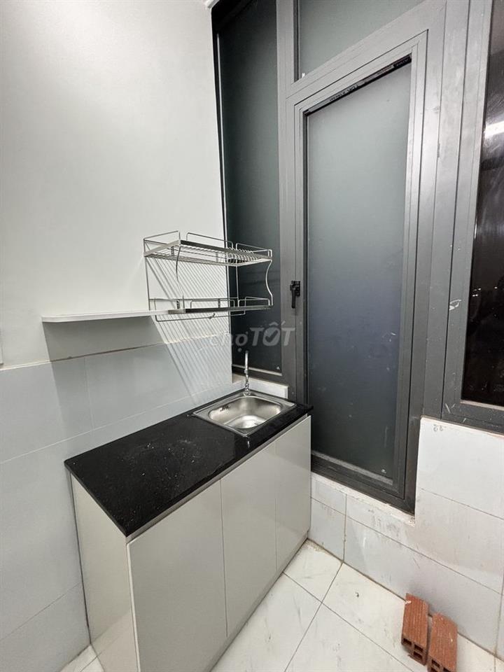 Cho thuê CHDV, bao gồm nội thất máy lạnh, bếp nấu, máy giặt, nước uống
